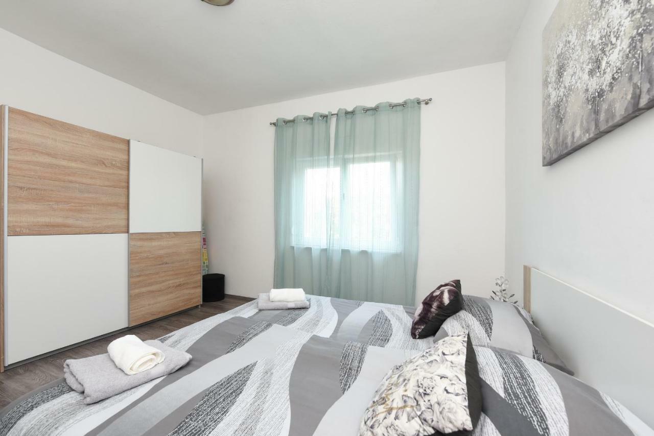 Apartmani Damant Zadar Exterior foto